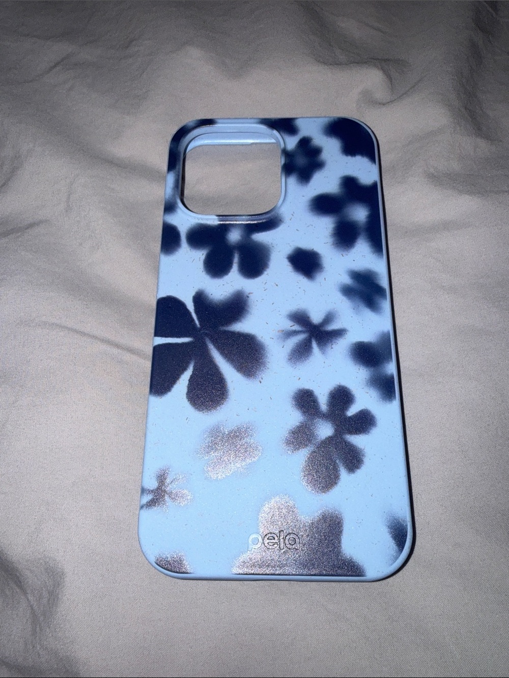 Pela IPhone 16 pro max case